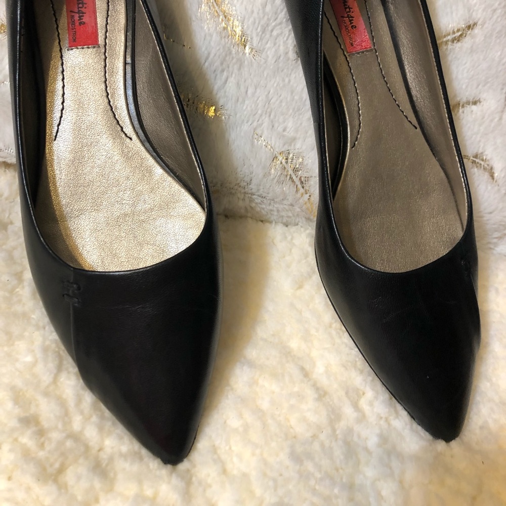 Beautiful Nordstrom black flats.
